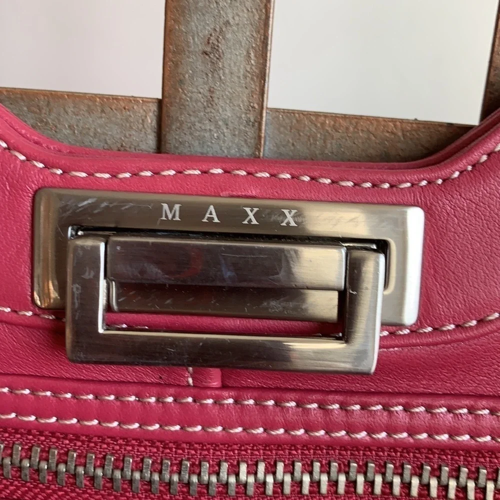 MAXX New York Pink Clutch